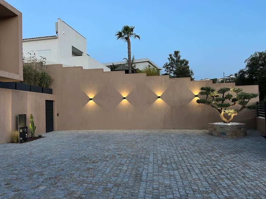 Magnifique Contemporaine Villa *