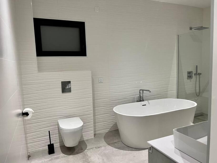Magnifique Contemporaine Villa